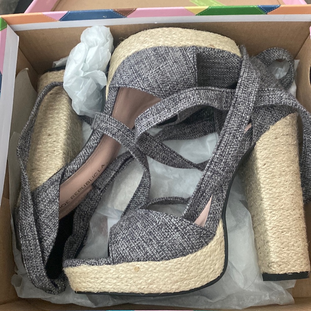 Shoe Republic Heel